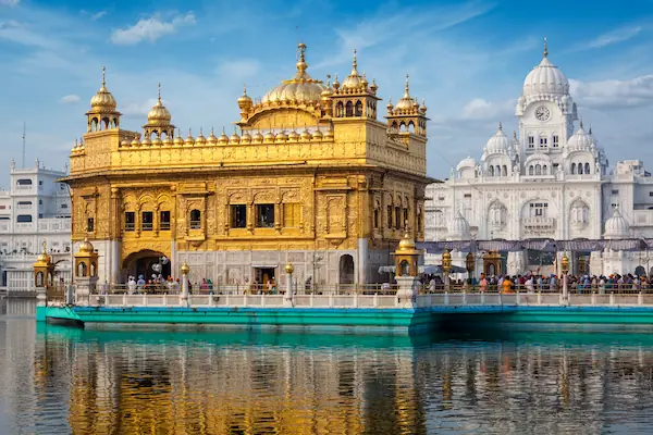 Sri Ganganagar to Amritsar Airport Taxi